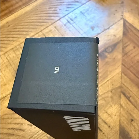 Makeup By Mario SurrealSkin Foundation - 13W - Picture 3 of 13